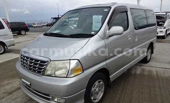 Acheter Occasion Voiture Toyota Granvia Gris à Beitbridge, Matabeleland South Acheter Occasion Voiture Toyota Granvia Gris à Beitbridge, Matabeleland South