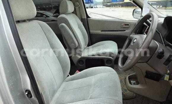 Acheter Occasion Voiture Toyota Granvia Gris à Beitbridge, Matabeleland South Acheter Occasion Voiture Toyota Granvia Gris à Beitbridge, Matabeleland South