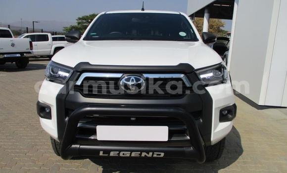 Acheter Occasion Voiture Toyota Hilux Blanc à Beitbridge, Matabeleland South Acheter Occasion Voiture Toyota Hilux Blanc à Beitbridge, Matabeleland South