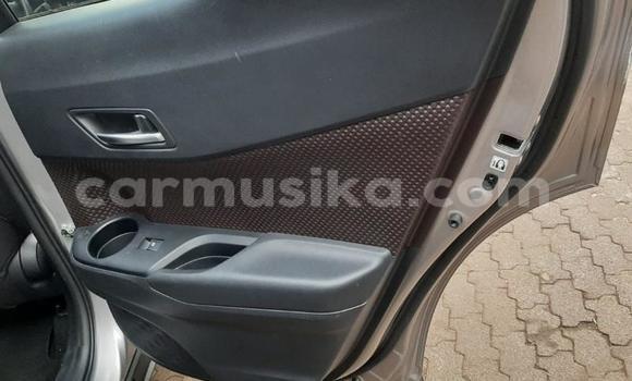 Acheter Occasion Voiture Toyota C-HR Gris à Beitbridge, Matabeleland South Acheter Occasion Voiture Toyota C-HR Gris à Beitbridge, Matabeleland South