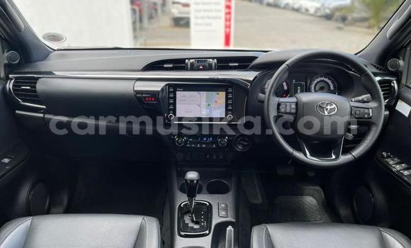 Acheter Occasion Voiture Toyota Hilux Blanc à Beitbridge, Matabeleland South Acheter Occasion Voiture Toyota Hilux Blanc à Beitbridge, Matabeleland South