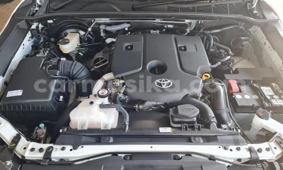 Acheter Occasion Voiture Toyota Hilux Blanc à Beitbridge, Matabeleland South Acheter Occasion Voiture Toyota Hilux Blanc à Beitbridge, Matabeleland South