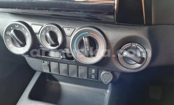 Acheter Occasion Voiture Toyota Hilux Blanc à Beitbridge, Matabeleland South Acheter Occasion Voiture Toyota Hilux Blanc à Beitbridge, Matabeleland South