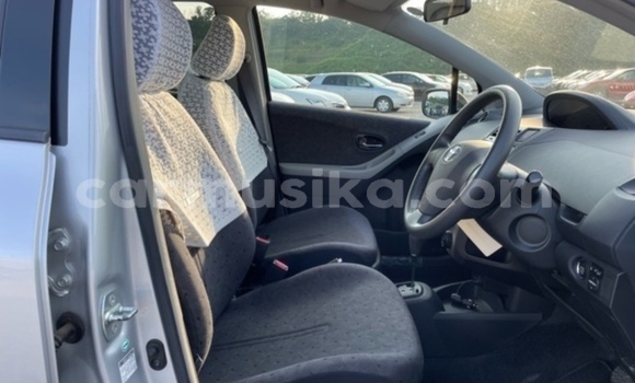 Tenga Tsaru Toyota Vitz Sirivha Mota in Beitbridge in Matabeleland South Tenga Tsaru Toyota Vitz Sirivha Mota in Beitbridge in Matabeleland South