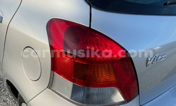 Tenga Tsaru Toyota Vitz Sirivha Mota in Beitbridge in Matabeleland South Tenga Tsaru Toyota Vitz Sirivha Mota in Beitbridge in Matabeleland South