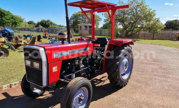 Buy Used Tatra T603 Red Car in Beitbridge in Matabeleland South