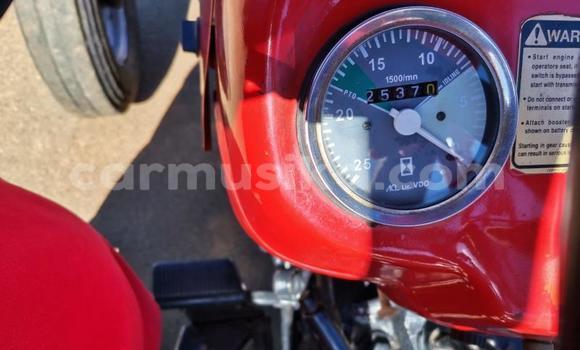 Acheter Occasion Voiture Tatra T603 Rouge à Beitbridge, Matabeleland South Acheter Occasion Voiture Tatra T603 Rouge à Beitbridge, Matabeleland South