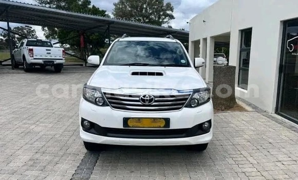 Tenga Tsaru Toyota Fortuner Chena Mota in Harare in Harare Tenga Tsaru Toyota Fortuner Chena Mota in Harare in Harare