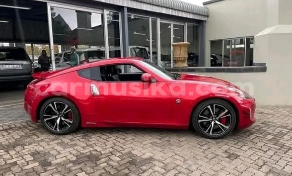 Tenga Tsaru Nissan 370Z Tsvuku Mota in Harare in Harare Tenga Tsaru Nissan 370Z Tsvuku Mota in Harare in Harare