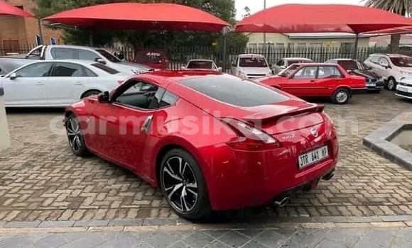 Tenga Tsaru Nissan 370Z Tsvuku Mota in Harare in Harare Tenga Tsaru Nissan 370Z Tsvuku Mota in Harare in Harare