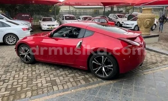 Tenga Tsaru Nissan 370Z Tsvuku Mota in Harare in Harare Tenga Tsaru Nissan 370Z Tsvuku Mota in Harare in Harare