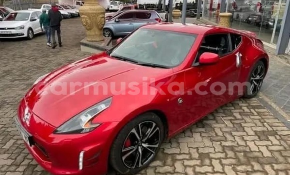 Tenga Tsaru Nissan 370Z Tsvuku Mota in Harare in Harare Tenga Tsaru Nissan 370Z Tsvuku Mota in Harare in Harare