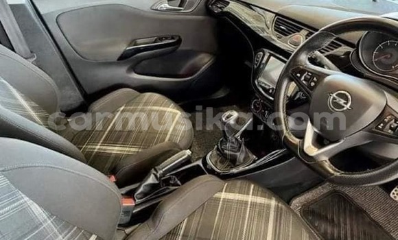 Tenga Tsaru Opel Corsa Bhuruu Mota in Harare in Harare Tenga Tsaru Opel Corsa Bhuruu Mota in Harare in Harare