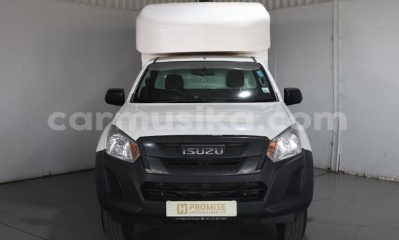 Buy Used Isuzu KB White Car in Beitbridge in Matabeleland South Buy Used Isuzu KB White Car in Beitbridge in Matabeleland South
