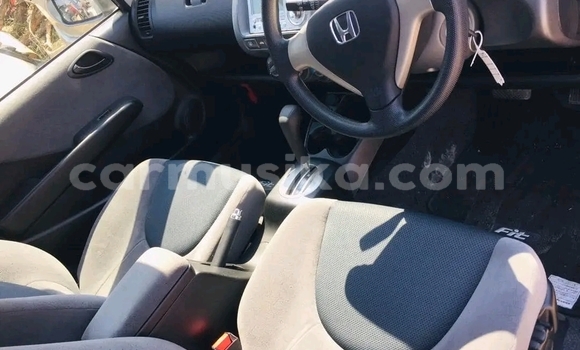 Acheter Occasion Voiture Honda Fit Gris à Beitbridge, Matabeleland South Acheter Occasion Voiture Honda Fit Gris à Beitbridge, Matabeleland South