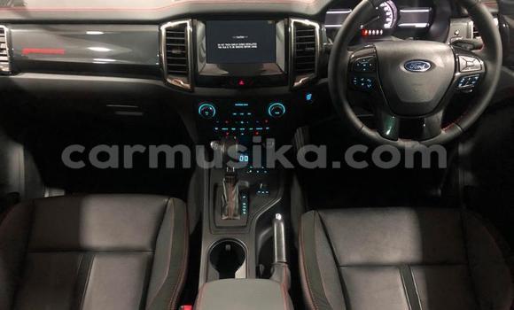 Acheter Occasion Voiture FORD MUSTANG Rouge à Beitbridge, Matabeleland South Acheter Occasion Voiture FORD MUSTANG Rouge à Beitbridge, Matabeleland South