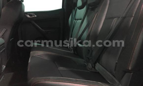 Acheter Occasion Voiture FORD MUSTANG Rouge à Beitbridge, Matabeleland South Acheter Occasion Voiture FORD MUSTANG Rouge à Beitbridge, Matabeleland South