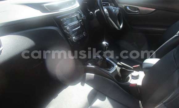 Acheter Occasion Voiture Nissan X–Trail Gris à Beitbridge, Matabeleland South Acheter Occasion Voiture Nissan X–Trail Gris à Beitbridge, Matabeleland South