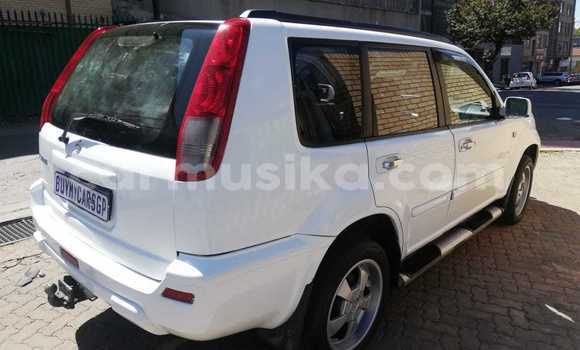 Buy Used Nissan X–Trail White Car in Beitbridge in Matabeleland South Buy Used Nissan X–Trail White Car in Beitbridge in Matabeleland South