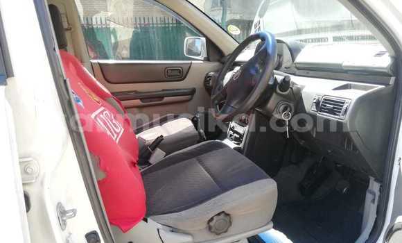 Acheter Occasion Voiture Nissan X–Trail Blanc à Beitbridge, Matabeleland South Acheter Occasion Voiture Nissan X–Trail Blanc à Beitbridge, Matabeleland South