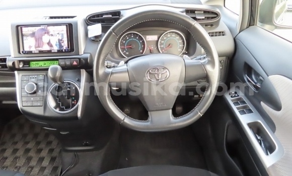 Acheter Occasion Voiture Toyota Wish Noir à Beitbridge, Matabeleland South Acheter Occasion Voiture Toyota Wish Noir à Beitbridge, Matabeleland South