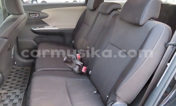 Acheter Occasion Voiture Toyota Wish Noir à Beitbridge, Matabeleland South Acheter Occasion Voiture Toyota Wish Noir à Beitbridge, Matabeleland South