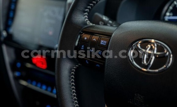 Acheter Occasion Voiture Toyota Fortuner Blanc à Harare, Harare Acheter Occasion Voiture Toyota Fortuner Blanc à Harare, Harare