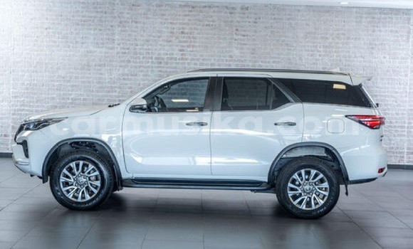 Acheter Occasion Voiture Toyota Fortuner Blanc à Harare, Harare Acheter Occasion Voiture Toyota Fortuner Blanc à Harare, Harare