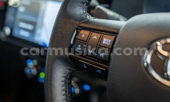 Acheter Occasion Voiture Toyota Hilux Blanc à Belvédère, Harare Acheter Occasion Voiture Toyota Hilux Blanc à Belvédère, Harare