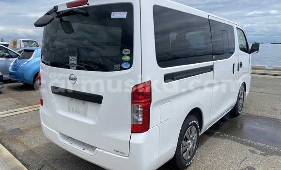 Acheter Occasion Voiture Nissan Caravan Blanc à Beitbridge, Matabeleland South Acheter Occasion Voiture Nissan Caravan Blanc à Beitbridge, Matabeleland South