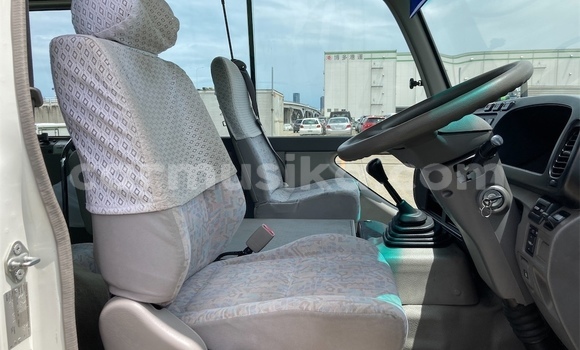 Acheter Occasion Voiture Toyota Coaster Blanc à Beitbridge, Matabeleland South Acheter Occasion Voiture Toyota Coaster Blanc à Beitbridge, Matabeleland South