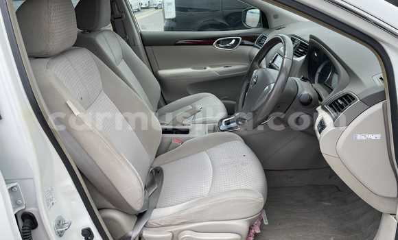 Nunua Ilio tumika Nissan Bluebird Sylphy Nyeupe Gari ndani ya Beitbridge nchini Matabeleland Kusini Nunua Ilio tumika Nissan Bluebird Sylphy Nyeupe Gari ndani ya Beitbridge nchini Matabeleland Kusini