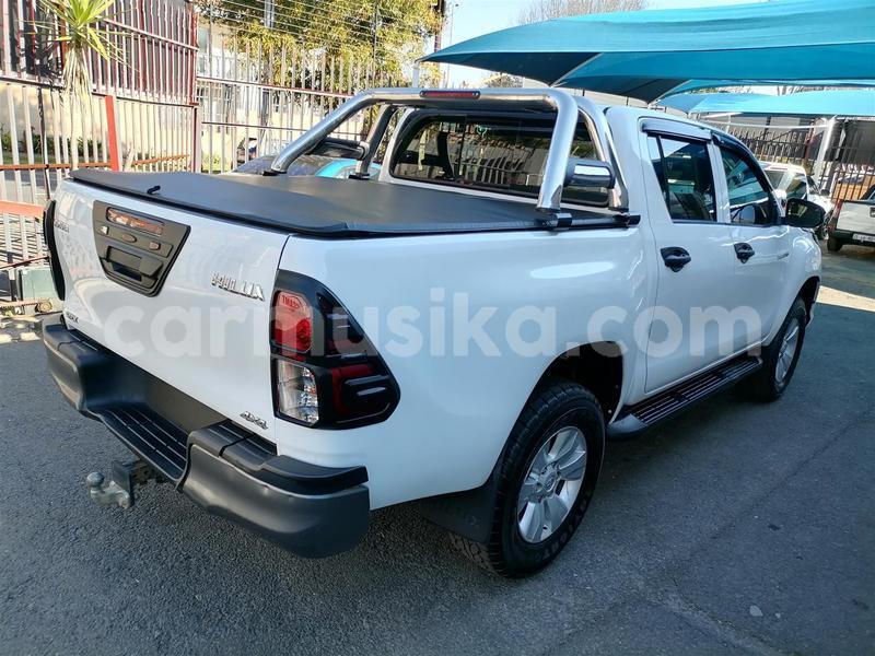 Big with watermark toyota hilux matabeleland south beitbridge 31371