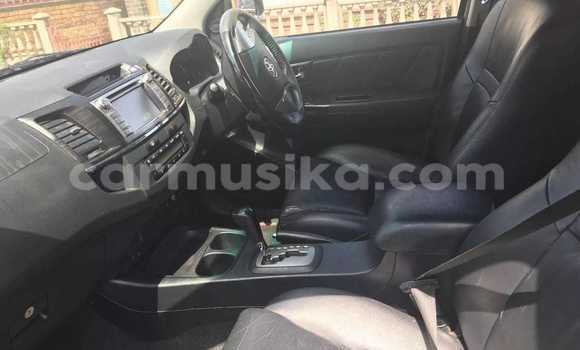 Acheter Occasion Voiture Toyota Fortuner Beige à Beitbridge, Matabeleland South Acheter Occasion Voiture Toyota Fortuner Beige à Beitbridge, Matabeleland South