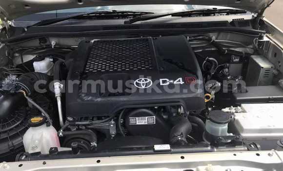 Acheter Occasion Voiture Toyota Fortuner Beige à Beitbridge, Matabeleland South Acheter Occasion Voiture Toyota Fortuner Beige à Beitbridge, Matabeleland South