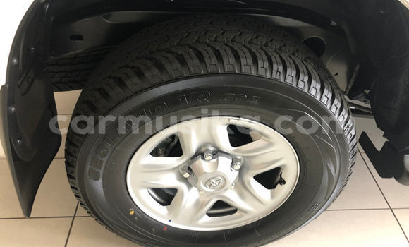 Acheter Occasion Voiture Toyota Land Cruiser Prado Blanc à Beitbridge, Matabeleland South Acheter Occasion Voiture Toyota Land Cruiser Prado Blanc à Beitbridge, Matabeleland South