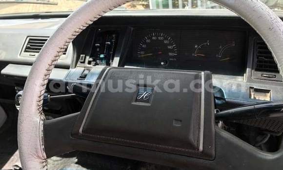 Acheter Occasion Voiture Toyota Hiace Blanc à Beitbridge, Matabeleland South Acheter Occasion Voiture Toyota Hiace Blanc à Beitbridge, Matabeleland South