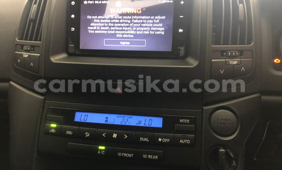 Acheter Occasion Voiture Toyota Land Cruiser Prado Blanc à Beitbridge, Matabeleland South Acheter Occasion Voiture Toyota Land Cruiser Prado Blanc à Beitbridge, Matabeleland South