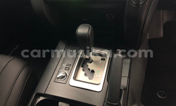 Acheter Occasion Voiture Toyota Land Cruiser Prado Blanc à Beitbridge, Matabeleland South Acheter Occasion Voiture Toyota Land Cruiser Prado Blanc à Beitbridge, Matabeleland South