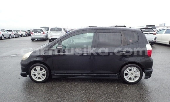 Buy Used Honda Fit Black Car in Beitbridge in Matabeleland South Buy Used Honda Fit Black Car in Beitbridge in Matabeleland South