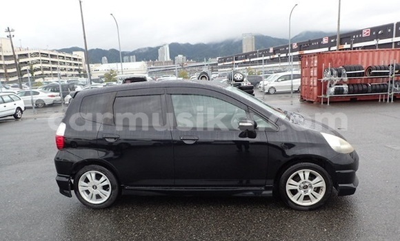 Buy Used Honda Fit Black Car in Beitbridge in Matabeleland South Buy Used Honda Fit Black Car in Beitbridge in Matabeleland South