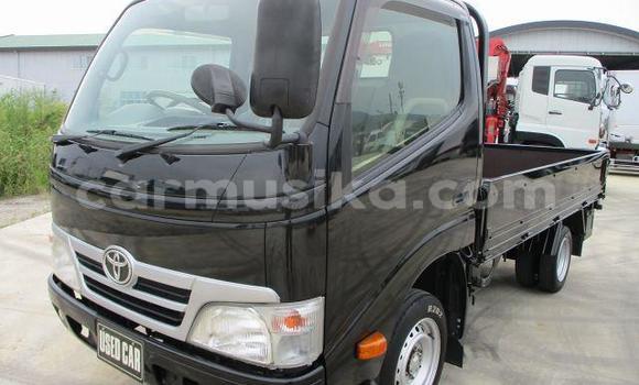 Buy Used Toyota Dyna Black Truck in Beitbridge in Matabeleland South Buy Used Toyota Dyna Black Truck in Beitbridge in Matabeleland South