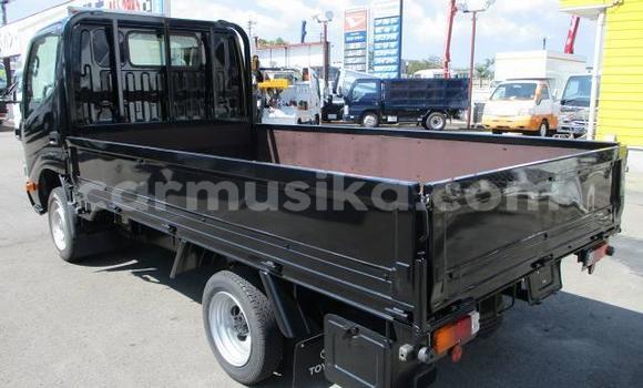 Buy Used Toyota Dyna Black Truck in Beitbridge in Matabeleland South Buy Used Toyota Dyna Black Truck in Beitbridge in Matabeleland South