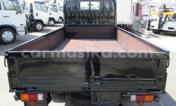 Buy Used Toyota Dyna Black Truck in Beitbridge in Matabeleland South Buy Used Toyota Dyna Black Truck in Beitbridge in Matabeleland South