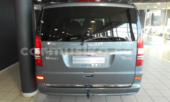 Acheter Occasion Voiture Mercedes‒Benz Viano Bleu à Beitbridge, Matabeleland South Acheter Occasion Voiture Mercedes‒Benz Viano Bleu à Beitbridge, Matabeleland South