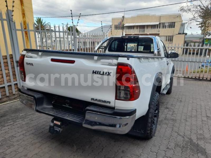 Big with watermark toyota hilux matabeleland south beitbridge 31425