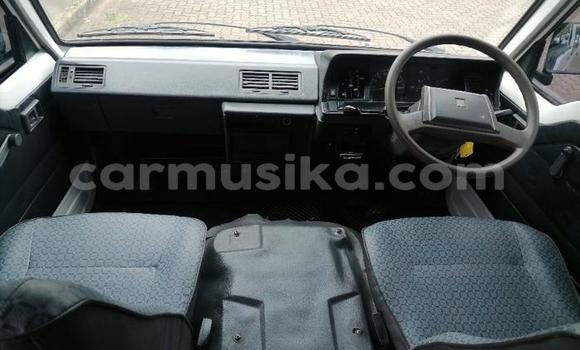 Buy Used Toyota Hilux White Car in Beitbridge in Matabeleland South Buy Used Toyota Hilux White Car in Beitbridge in Matabeleland South