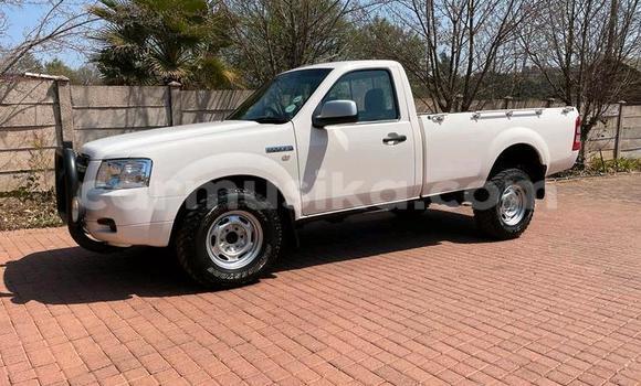 Tenga Tsaru Ford Ranger Chena Mota in Beitbridge in Matabeleland South Tenga Tsaru Ford Ranger Chena Mota in Beitbridge in Matabeleland South