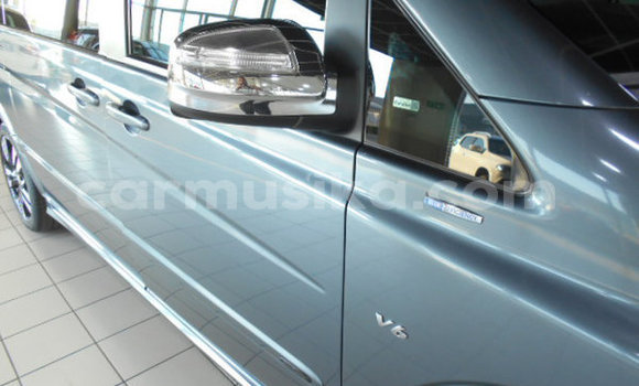 Acheter Occasion Voiture Mercedes‒Benz Viano Bleu à Beitbridge, Matabeleland South Acheter Occasion Voiture Mercedes‒Benz Viano Bleu à Beitbridge, Matabeleland South