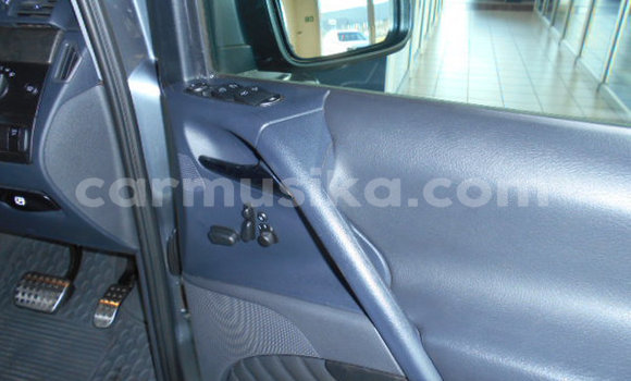 Acheter Occasion Voiture Mercedes‒Benz Viano Bleu à Beitbridge, Matabeleland South Acheter Occasion Voiture Mercedes‒Benz Viano Bleu à Beitbridge, Matabeleland South